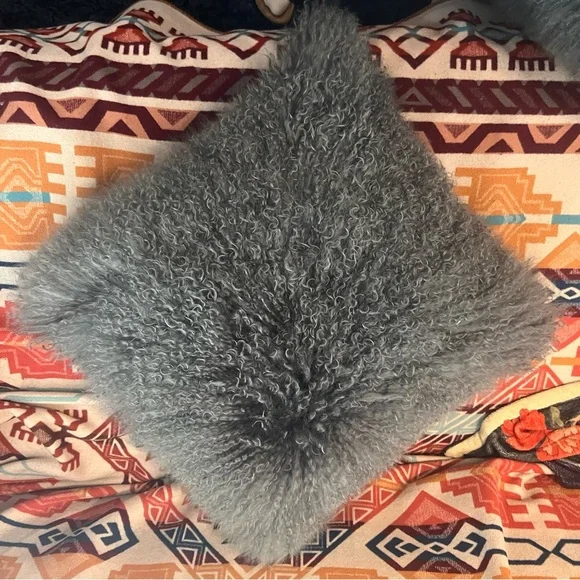Pair of 2 large Luxurious Gray sheep skin Fur Throw Pillows